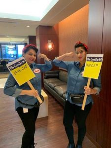 Photo of 2 employees from Klasko.
